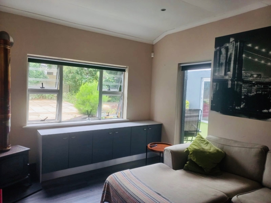 To Let 4 Bedroom Property for Rent in Mill Park Eastern Cape